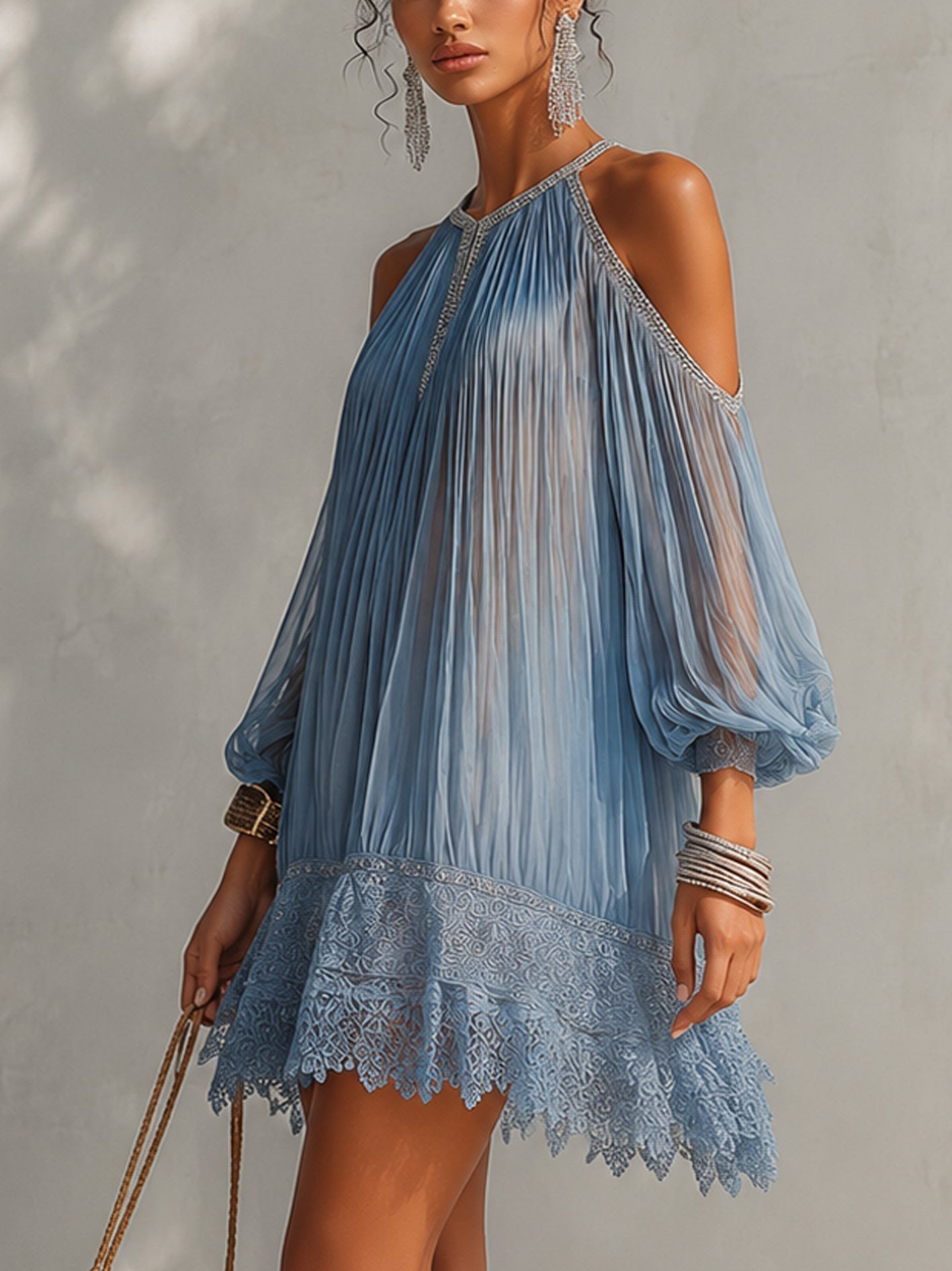 SÉRAPHINE | VESTITO MINI BLU A SPALLE SCOPERTE CON ARRICCIATURA E ORLO IN PIZZO
