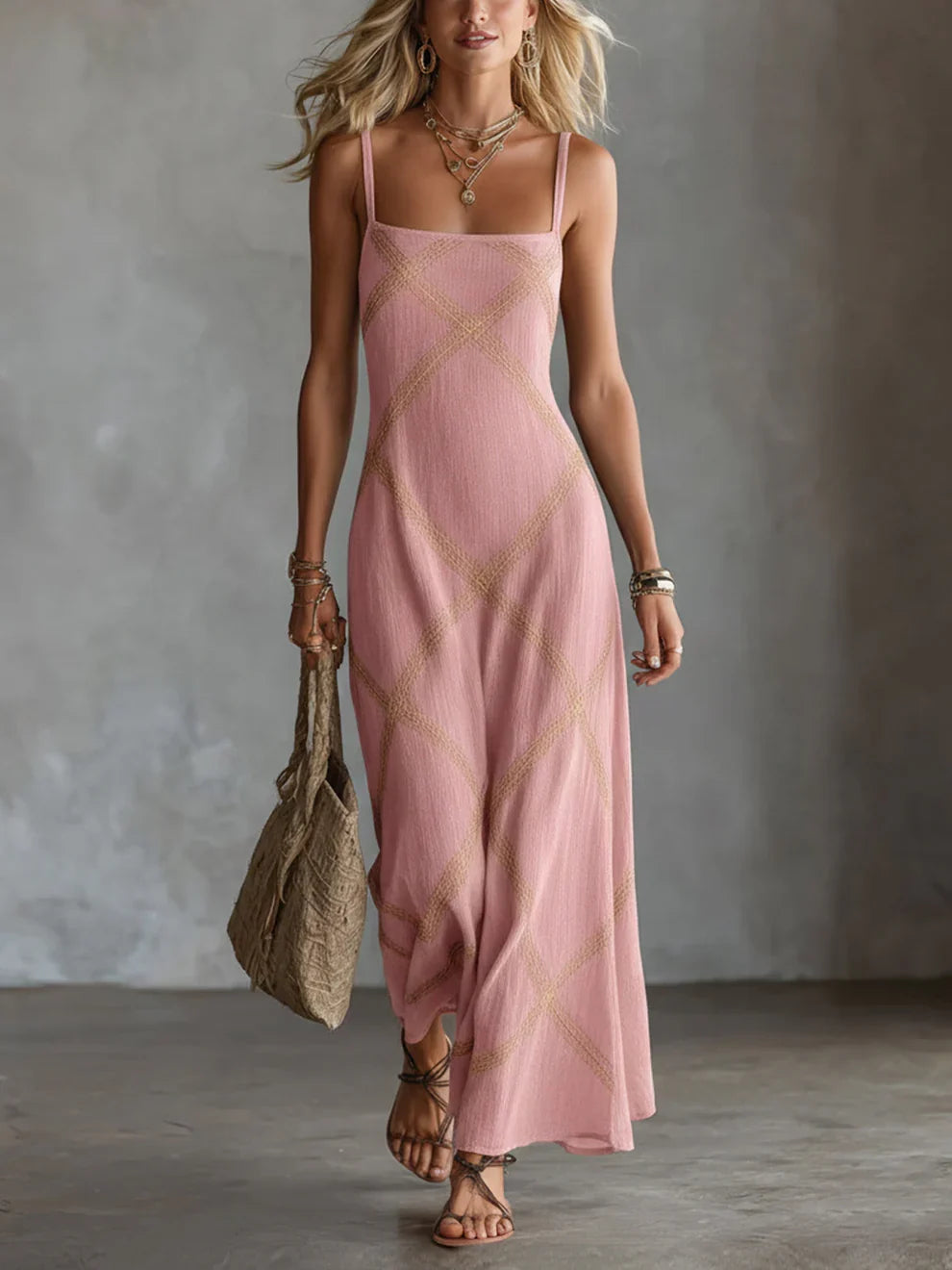 Melisa | Vestito Maxi Geometrico con Scollo Quadrato