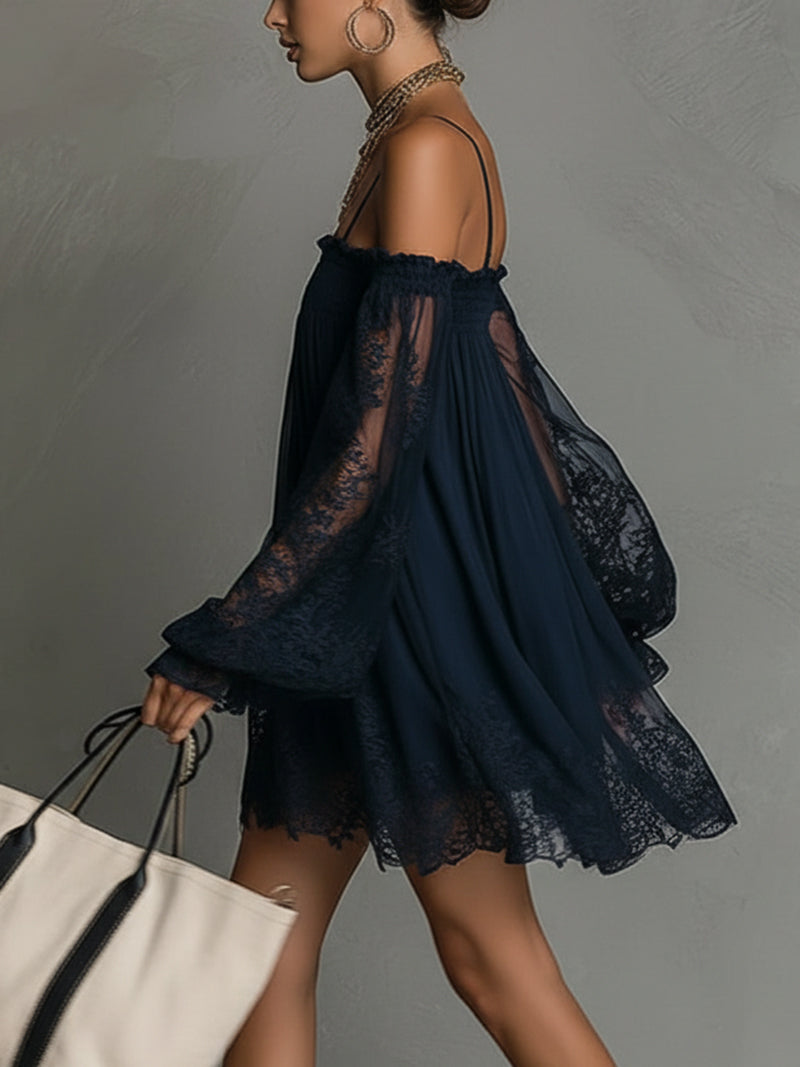NOEMI • ABITO MINI IN CHIFFON BLU NAVY CON SCOLLO BARDOT, BORDO IN PIZZO E MANICHE TRASPARENTI