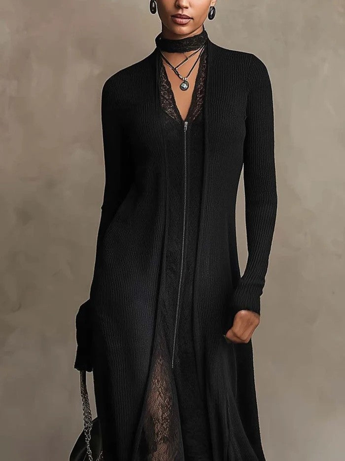 SOLENNE | ABITO MAXI IN MAGLIA A COSTE CON PIZZO, NERO