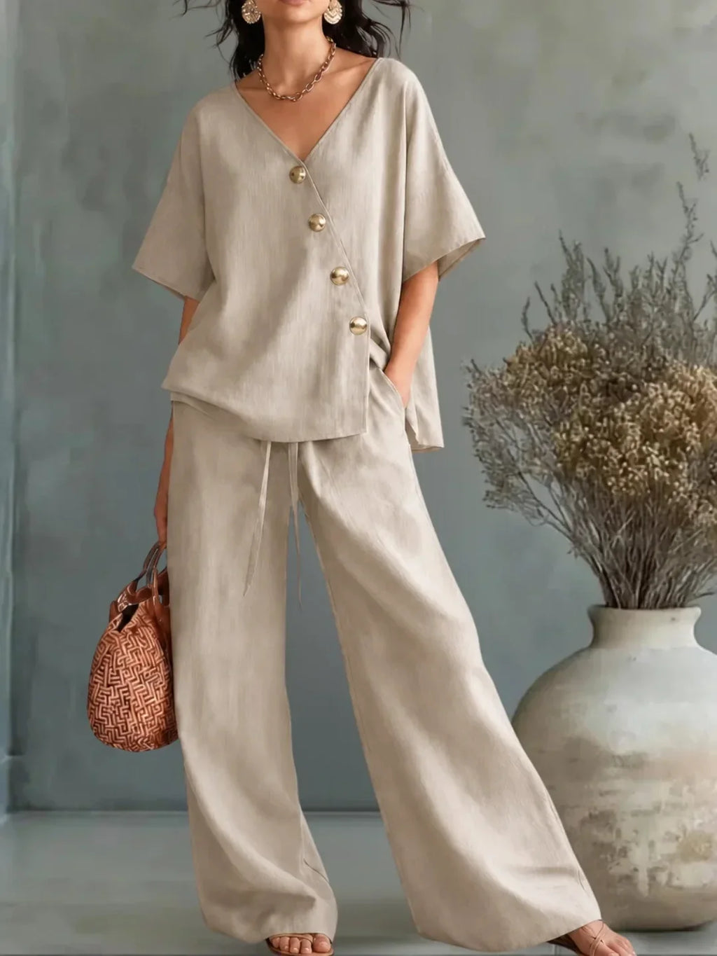 Celia | set con scollo a V e bottoni