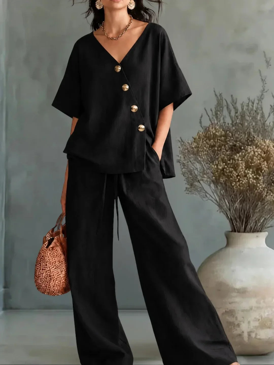 Celia | set con scollo a V e bottoni