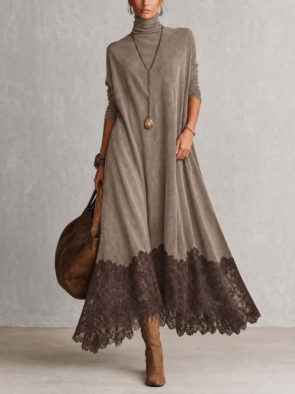 ABITO LUNGO MARRONE EFFETTO CAMOSCIO CON MANICHE LUNGHE E BORDO IN PIZZO VINTAGE