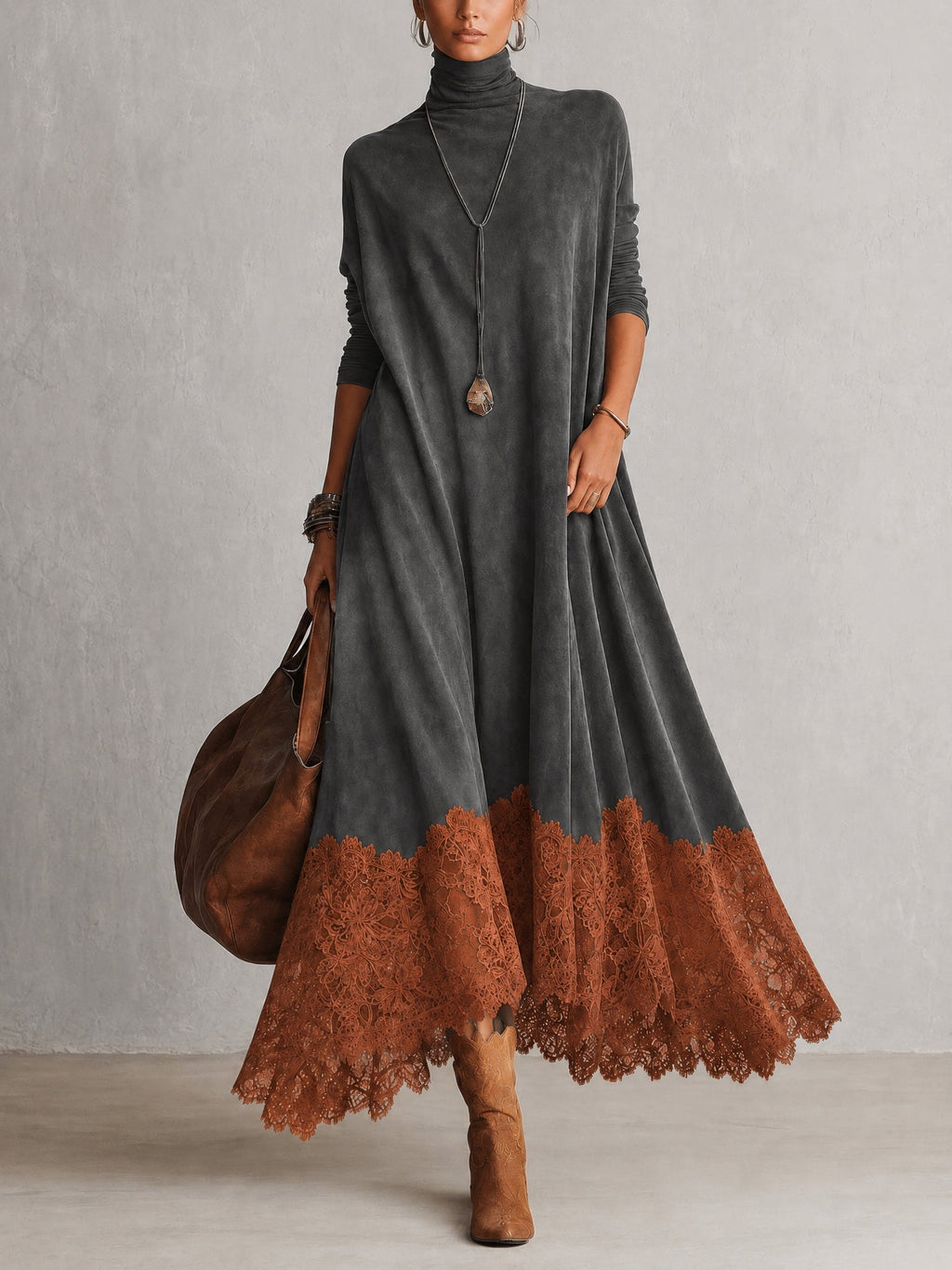 ABITO LUNGO MARRONE EFFETTO CAMOSCIO CON MANICHE LUNGHE E BORDO IN PIZZO VINTAGE