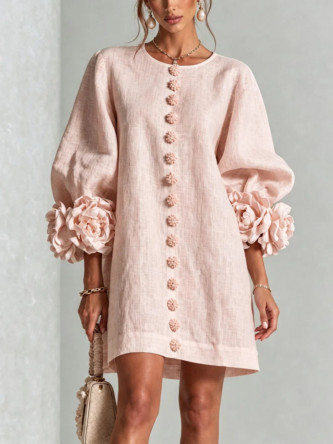 Elvira | Vestito Mini Bianco con Bottoni Floreali e Maniche Floreali